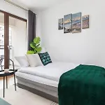Burakowska 16 - Modern With Balcony Renters * Varşova