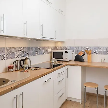 Apartment Burakowska 16 - Modern With Balcony Renters *