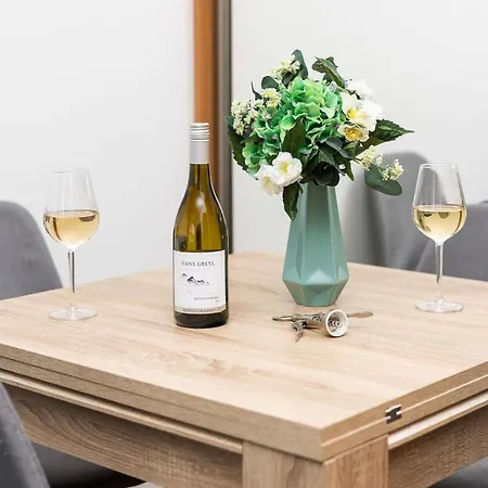 Burakowska 16 - Modern With Balcony Renters * 바르샤바