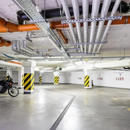 Burakowska 16 - Modern With Balcony Renters 바르샤바