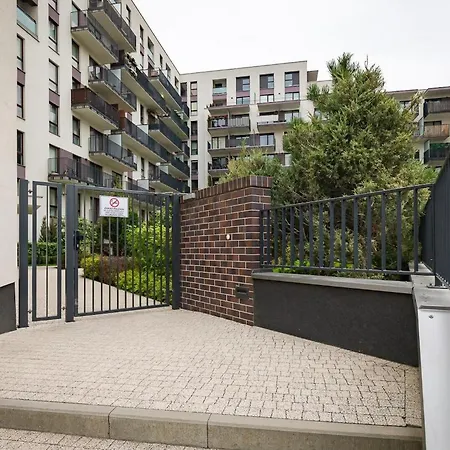 Burakowska 16 - Modern With Balcony Renters Apartmán Varšava